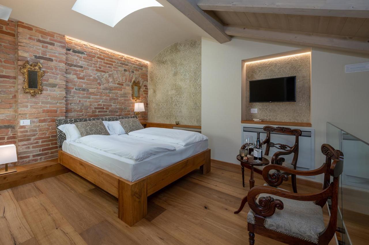 Sunstar Hotel Piemont Castello Di Villa Isola d'Asti ภายนอก รูปภาพ