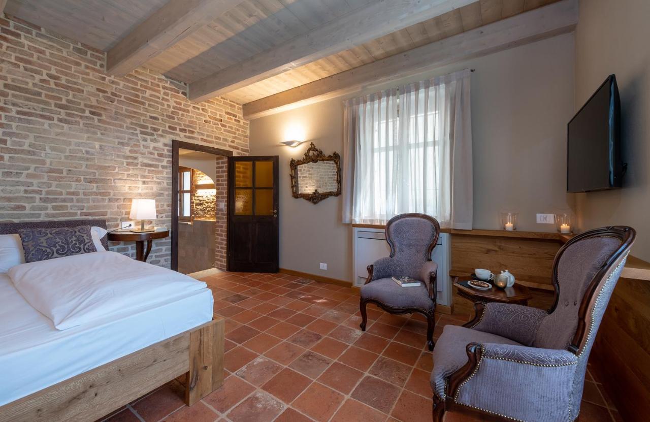 Sunstar Hotel Piemont Castello Di Villa Isola d'Asti ภายนอก รูปภาพ