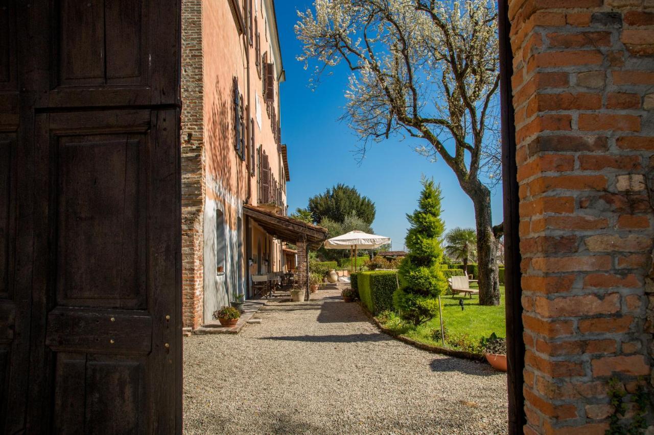 Sunstar Hotel Piemont Castello Di Villa Isola d'Asti ภายนอก รูปภาพ