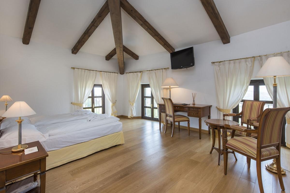 Sunstar Hotel Piemont Castello Di Villa Isola d'Asti ภายนอก รูปภาพ