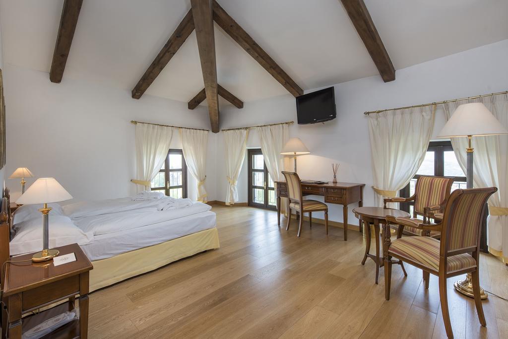 Sunstar Hotel Piemont Castello Di Villa Isola d'Asti ห้อง รูปภาพ